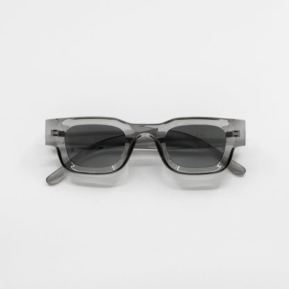 Gafas de sol cuadradas SEMBO Crystal – montura transparente con lentes grises | Arloow