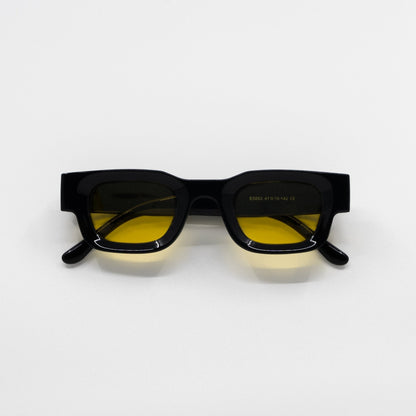Gafas de sol cuadradas SEMBO Groove – montura negra con detalles en amarillo | Arloow