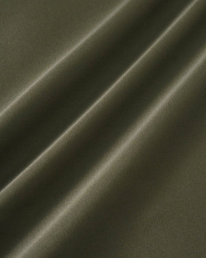 Vestido Midi Verde de Satén con Encaje